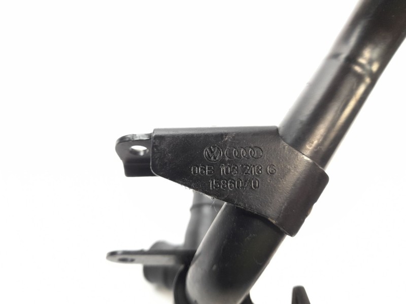 Recambio de tubo para audi a4 avant (8e) 1.8 t referencia OEM IAM 06B103213G  