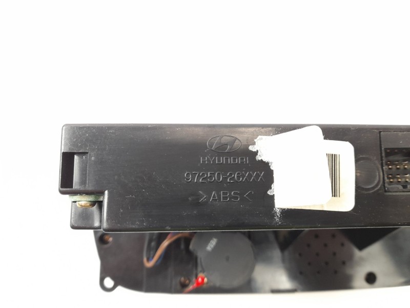 Recambio de mando climatizador para hyundai santa fé i (sm) 2.0 crdi referencia OEM IAM 9725026XXX  