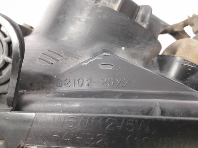 Recambio de faro izquierdo para hyundai santa fé i (sm) 2.0 crdi referencia OEM IAM 9210126XXX  