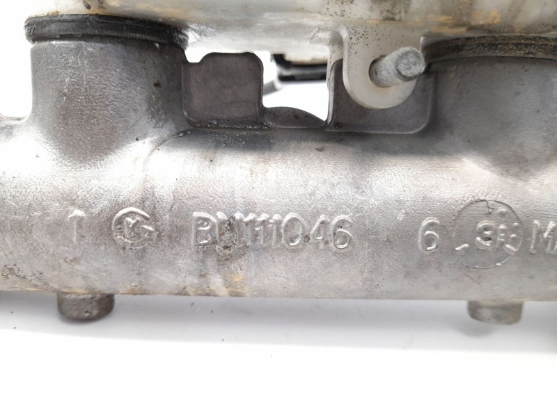 Recambio de bomba freno para hyundai santa fé i (sm) 2.0 crdi referencia OEM IAM BM111046  