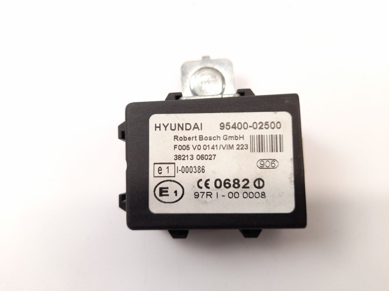 Recambio de centralita inmovilizador para hyundai santa fé i (sm) 2.0 crdi referencia OEM IAM 9540002500  