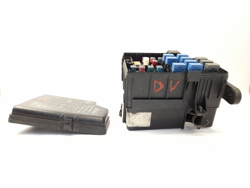 Recambio de caja reles / fusibles para hyundai santa fé i (sm) 2.0 crdi referencia OEM IAM 9128826202  