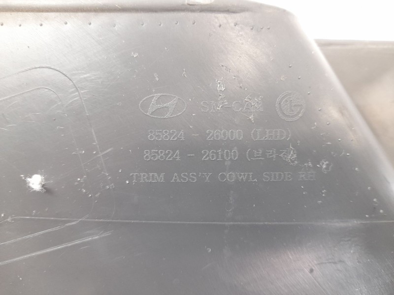 Recambio de moldura para hyundai santa fé i (sm) 2.0 crdi referencia OEM IAM 8582426000  