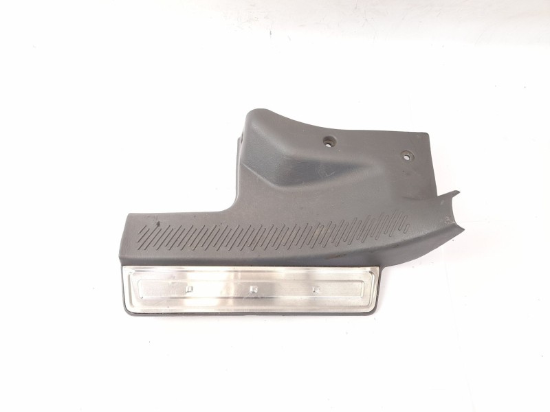 Recambio de moldura para hyundai santa fé i (sm) 2.0 crdi referencia OEM IAM X8587526010  