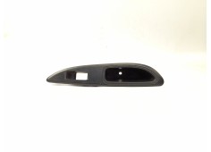 Recambio de moldura para nissan primera (p12) 2.2 di referencia OEM IAM 82961AV760  