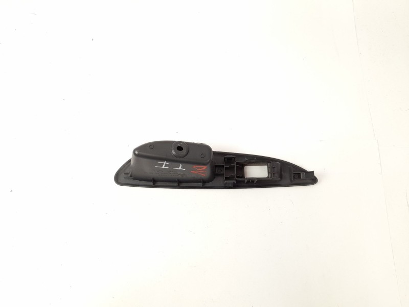 Recambio de moldura para nissan primera (p12) 2.2 di referencia OEM IAM 82961AV760  