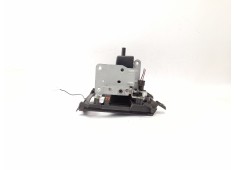 Recambio de moldura para nissan primera (p12) 2.2 di referencia OEM IAM 68413AV700   2