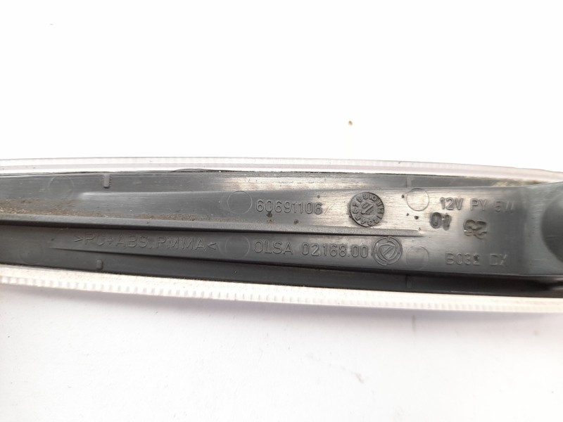 Recambio de piloto lateral derecho para alfa romeo 159 (939_) 2.0 jtdm (939axp1b) referencia OEM IAM 60691106  