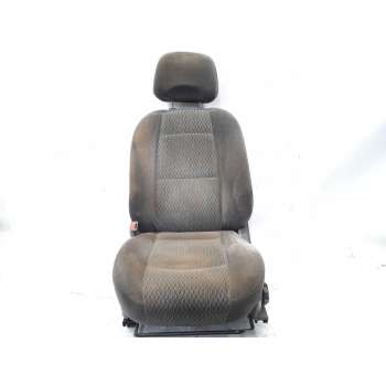 ASIENTO DELANTERO IZQUIERDO 