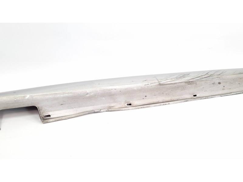 Recambio de estribo para bmw serie 5 berlina (e60) 535 d referencia OEM IAM 51777896838 11460915 