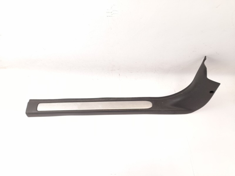 Recambio de moldura para alfa romeo 159 (939_) 2.0 jtdm (939axp1b) referencia OEM IAM 156037071  