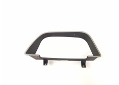 Recambio de moldura para peugeot 306 hatchback (7a, 7c, n3, n5) 1.9 d referencia OEM IAM 96077057  