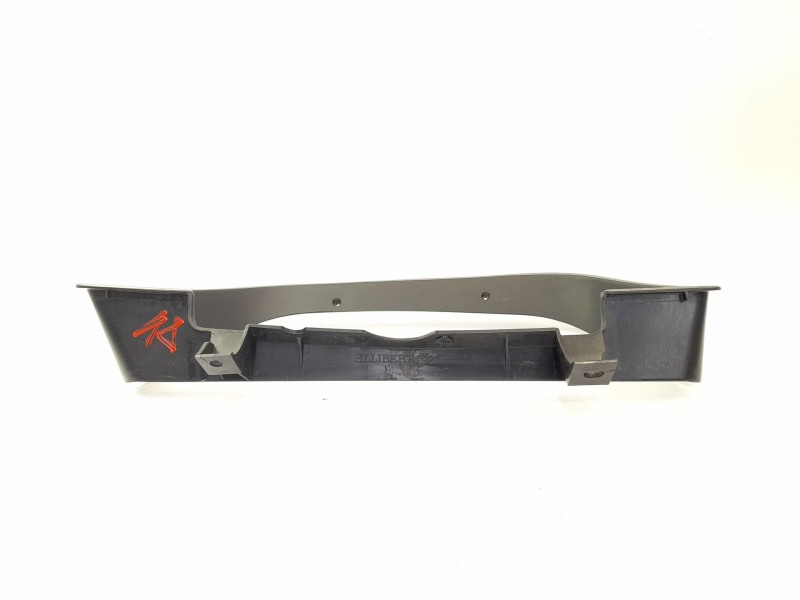Recambio de moldura para peugeot 306 hatchback (7a, 7c, n3, n5) 1.9 d referencia OEM IAM 96077057  
