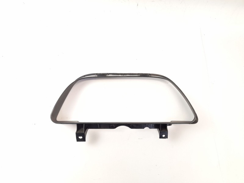 Recambio de moldura para peugeot 306 hatchback (7a, 7c, n3, n5) 1.9 d referencia OEM IAM 96077057  