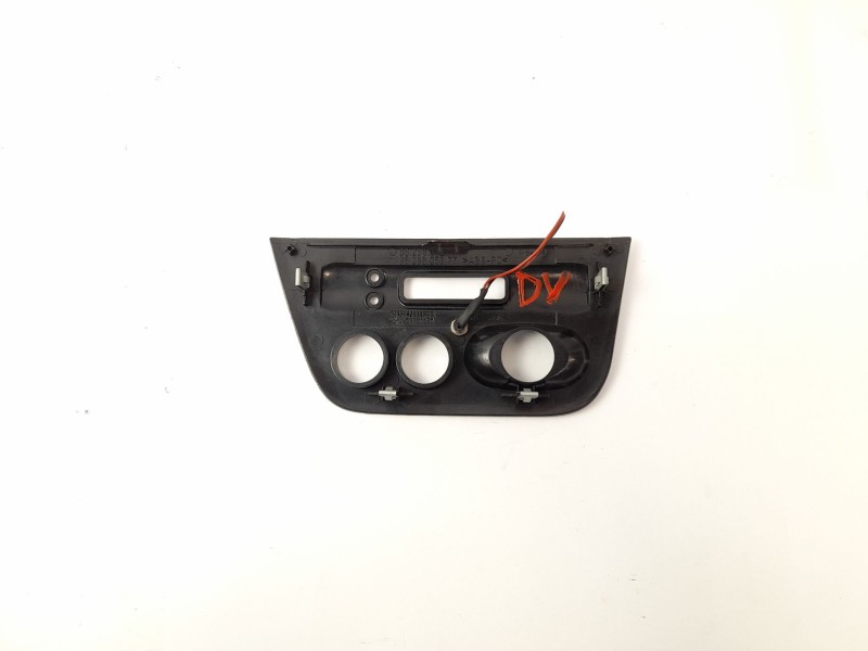 Recambio de moldura para peugeot 306 hatchback (7a, 7c, n3, n5) 1.9 d referencia OEM IAM 9625804277  