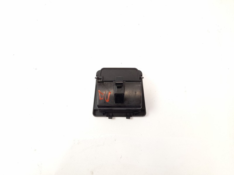 Recambio de cenicero para citroën xantia (x1_, x2_) 2.0 hdi 109 referencia OEM IAM 9626524277  