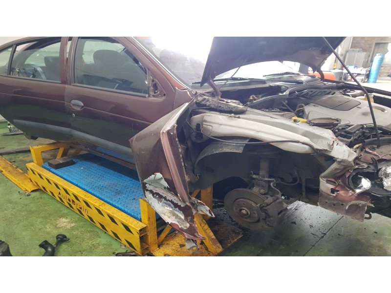 renault megane i classic (la0) del año 1997
