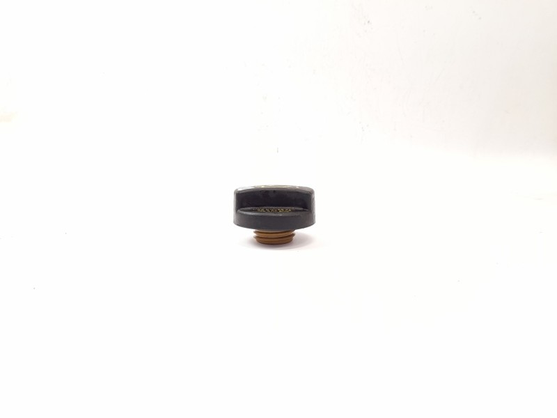 Recambio de tapon de aceite para kia carens iii monospace un 2.0 crdi referencia OEM IAM   