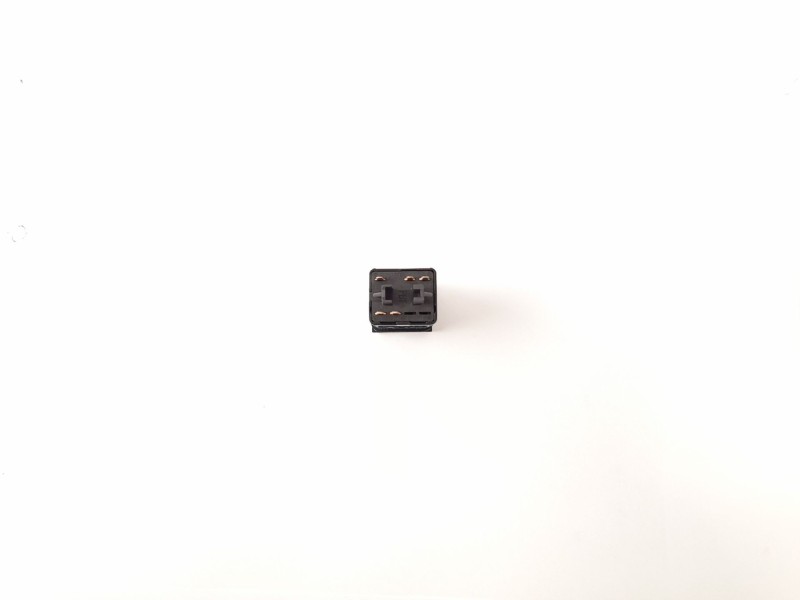 Recambio de boton antiniebla para saab 9-3 (ys3d) 2.2 tid referencia OEM IAM 4733952  