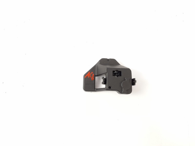 Recambio de portalamparas para saab 9-3 (ys3d) 2.2 tid referencia OEM IAM 4831103  