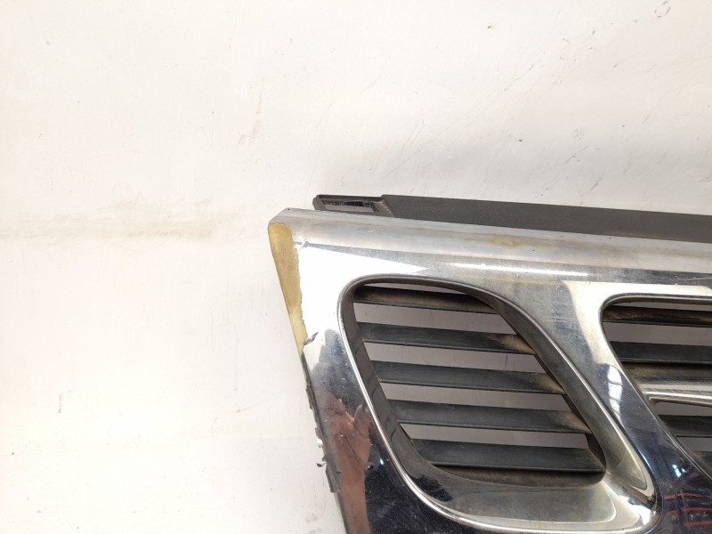 Recambio de rejilla delantera para saab 9-3 (ys3d) 2.2 tid referencia OEM IAM 4677894  