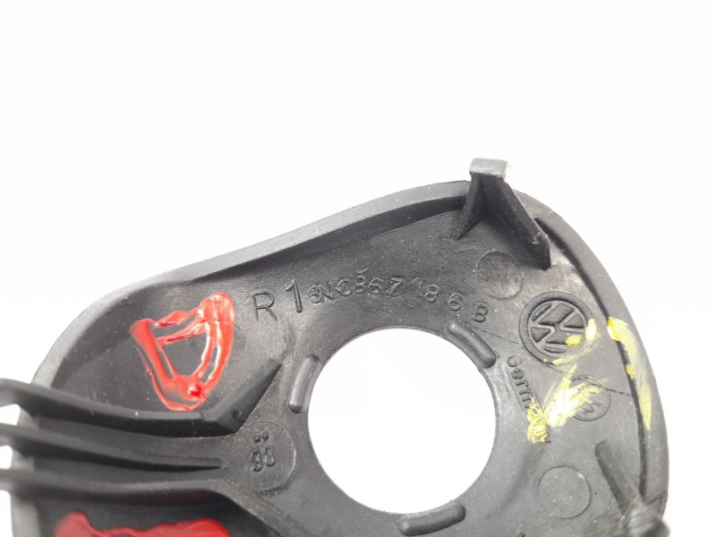 Recambio de moldura para volkswagen polo berlina (6n1) 64 1.9 d referencia OEM IAM 6N0867186B  