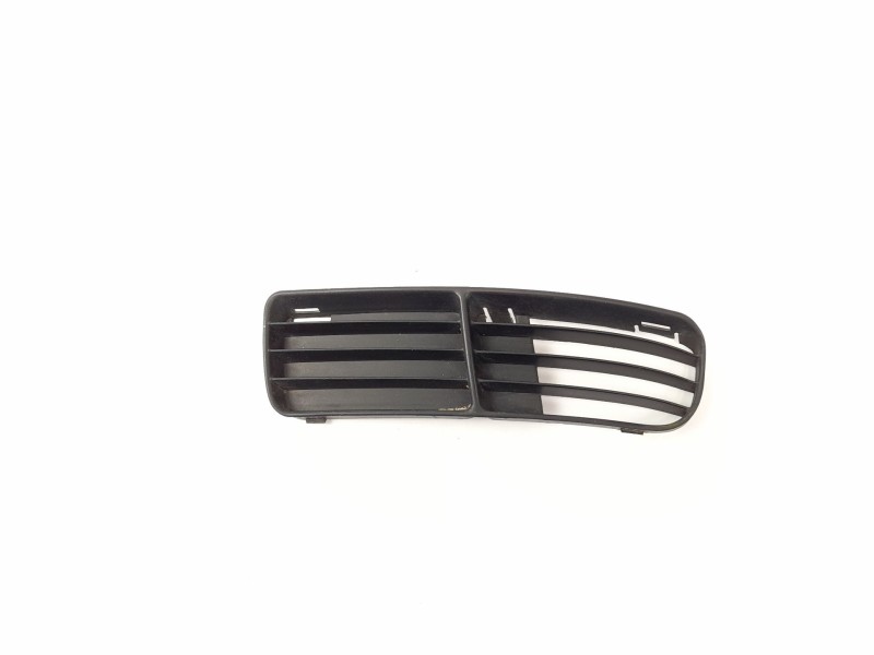 Recambio de rejilla paragolpes izquierdo para volkswagen polo berlina (6n1) 64 1.9 d referencia OEM IAM 6N0853665B  
