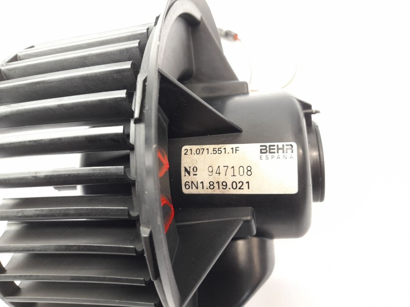 Recambio de motor calefaccion para volkswagen polo berlina (6n1) 64 1.9 d referencia OEM IAM 6N1819021  
