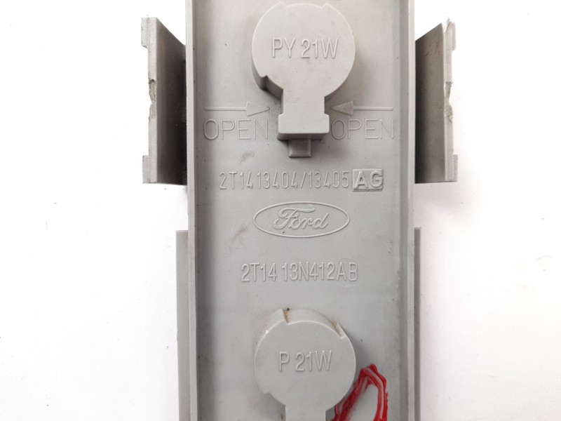 Recambio de portalamparas para ford transit connect (p65-p70-p80) 1.8di referencia OEM IAM 2T1413N412AB  