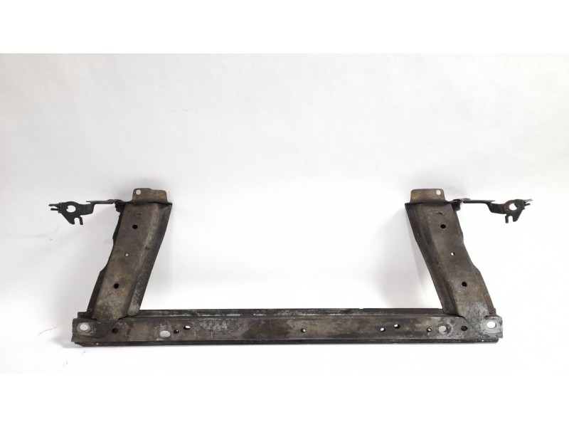 Recambio de punta chasis delantera para renault scenic ii 1.5 dci diesel referencia OEM IAM 8200197451  
