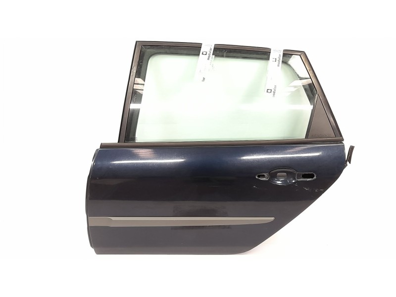 Recambio de puerta trasera izquierda para renault scenic ii 1.5 dci diesel referencia OEM IAM   