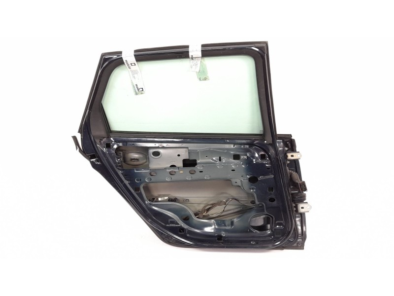 Recambio de puerta trasera izquierda para renault scenic ii 1.5 dci diesel referencia OEM IAM   
