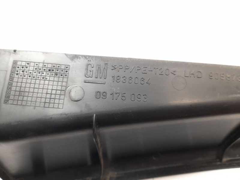 Recambio de moldura para opel zafira a monospace (t98) 2.0 dti 16v (f75) referencia OEM IAM 09175093  
