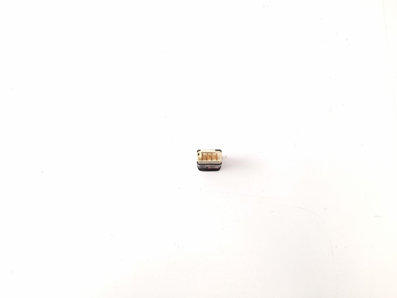 Recambio de boton limpia para rover xp 1.4d (114 ld) referencia OEM IAM EEP0184  