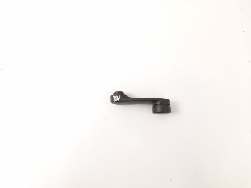 Recambio de maneta elevalunas trasera derecha para opel corsa c cosmo referencia OEM IAM 90247150  