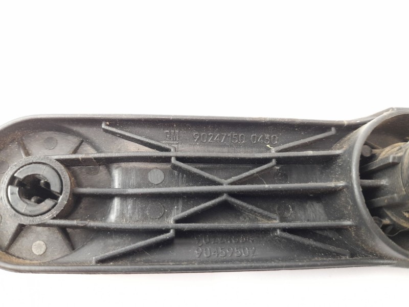 Recambio de maneta elevalunas trasera derecha para opel corsa c cosmo referencia OEM IAM 90247150  