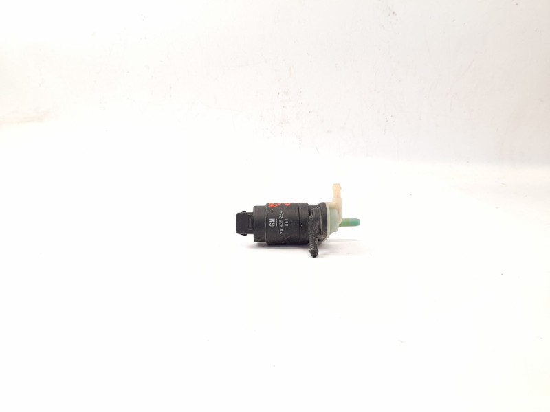 Recambio de bomba limpia para opel corsa c cosmo referencia OEM IAM 24439254  
