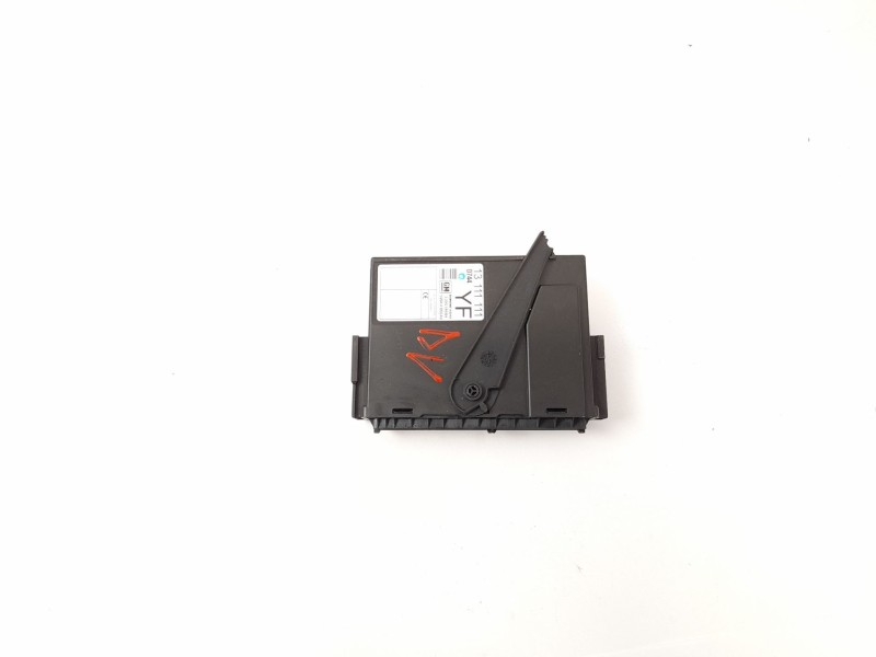 Recambio de modulo confort para opel corsa c cosmo referencia OEM IAM 13111111  