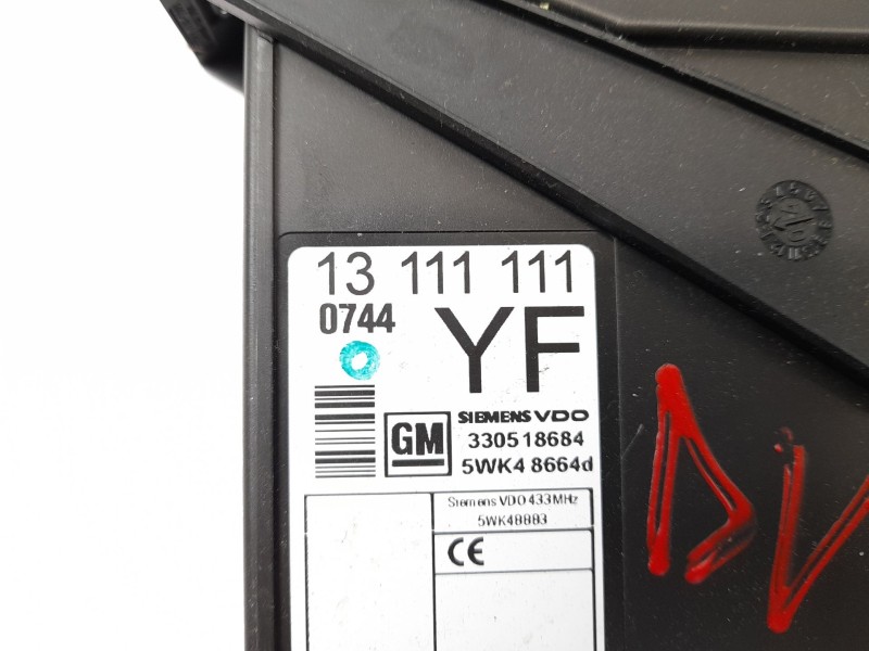 Recambio de modulo confort para opel corsa c cosmo referencia OEM IAM 13111111  
