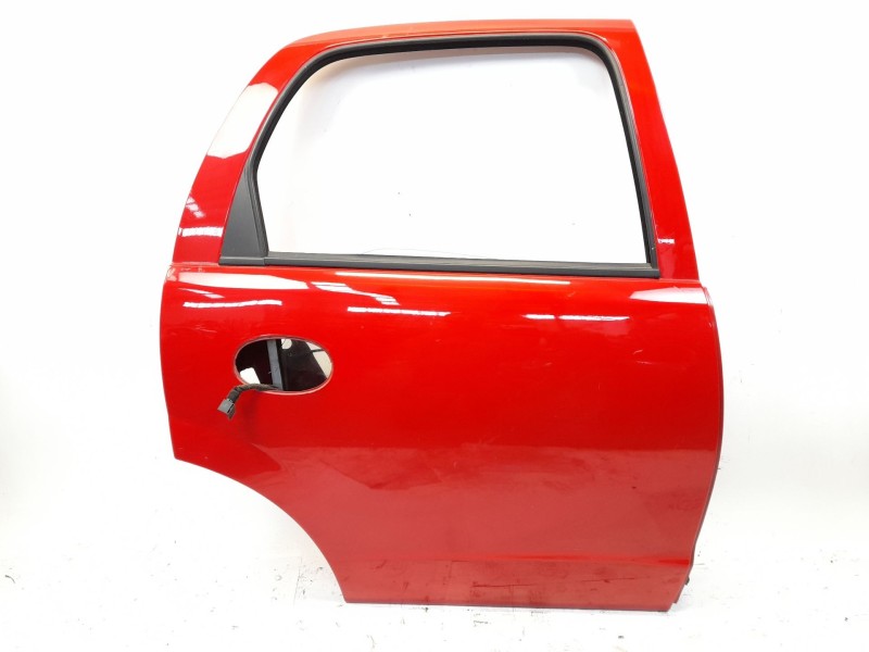 Recambio de puerta trasera derecha para opel corsa c cosmo referencia OEM IAM   