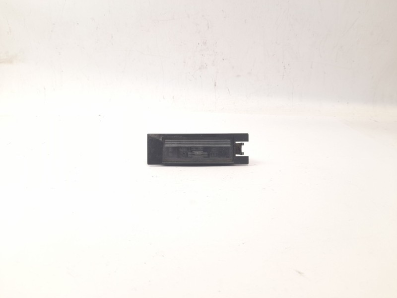 Recambio de piloto matricula para opel corsa c cosmo referencia OEM IAM 09164143  