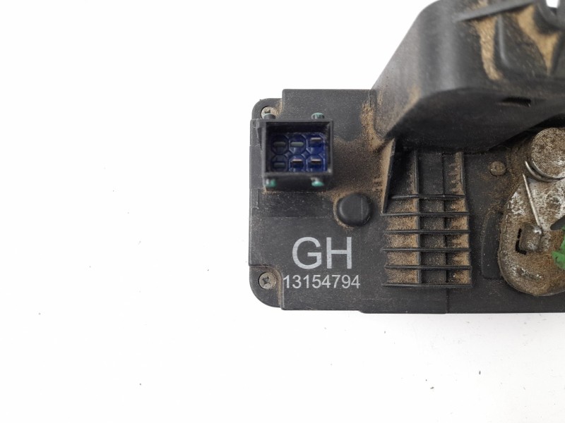 Recambio de cerradura puerta trasera derecha para opel corsa c cosmo referencia OEM IAM 13154794  