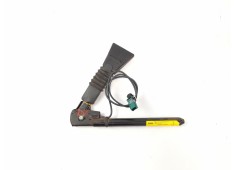 Recambio de enganche cinturon seguridad delantero derecho para opel corsa c cosmo referencia OEM IAM 09114886   2
