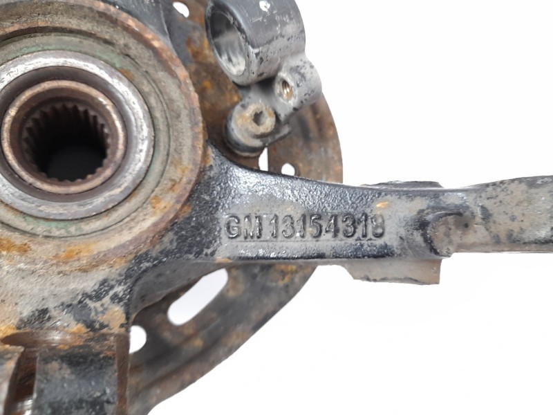Recambio de mangueta delantera derecha para opel corsa c cosmo referencia OEM IAM 13154318  