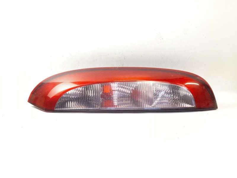Recambio de piloto trasero derecho para opel corsa c cosmo referencia OEM IAM 09114337  