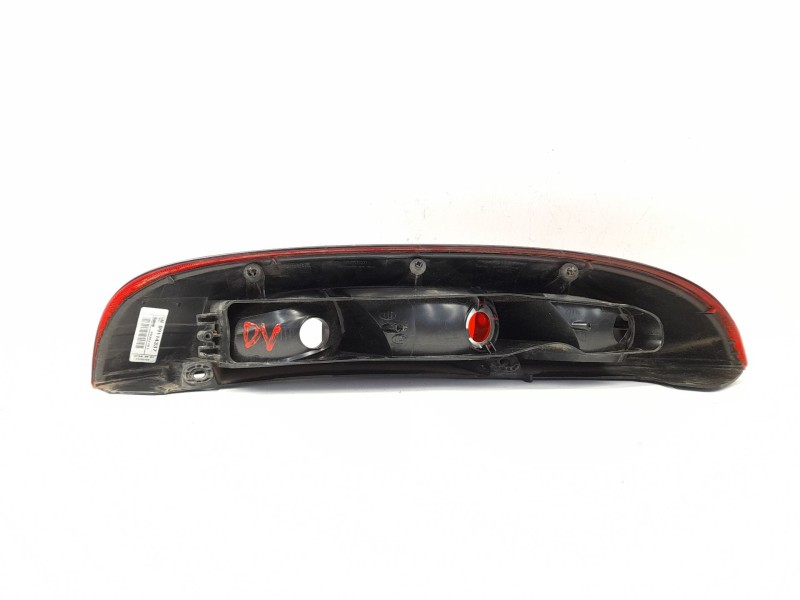 Recambio de piloto trasero derecho para opel corsa c cosmo referencia OEM IAM 09114337  