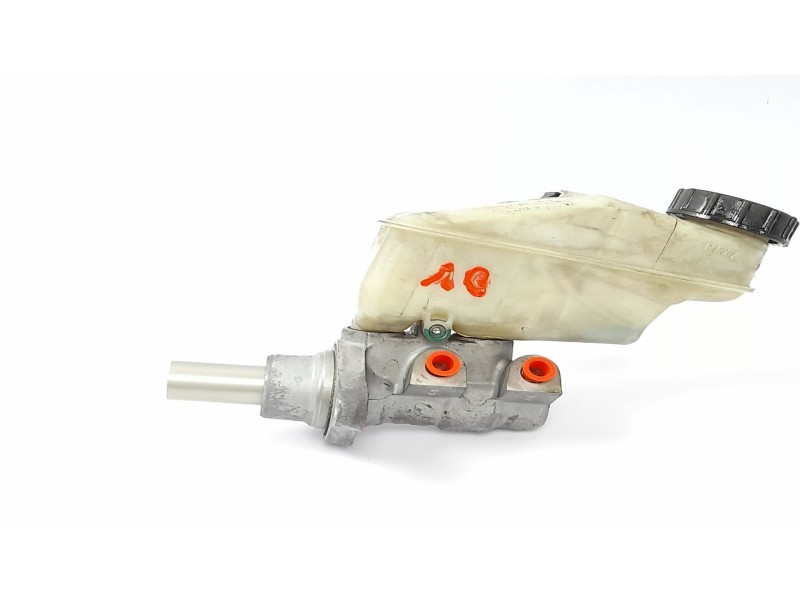 Recambio de bomba freno para toyota yaris (ksp9/scp9/nlp9) básico referencia OEM IAM 03350887541 472200D060 