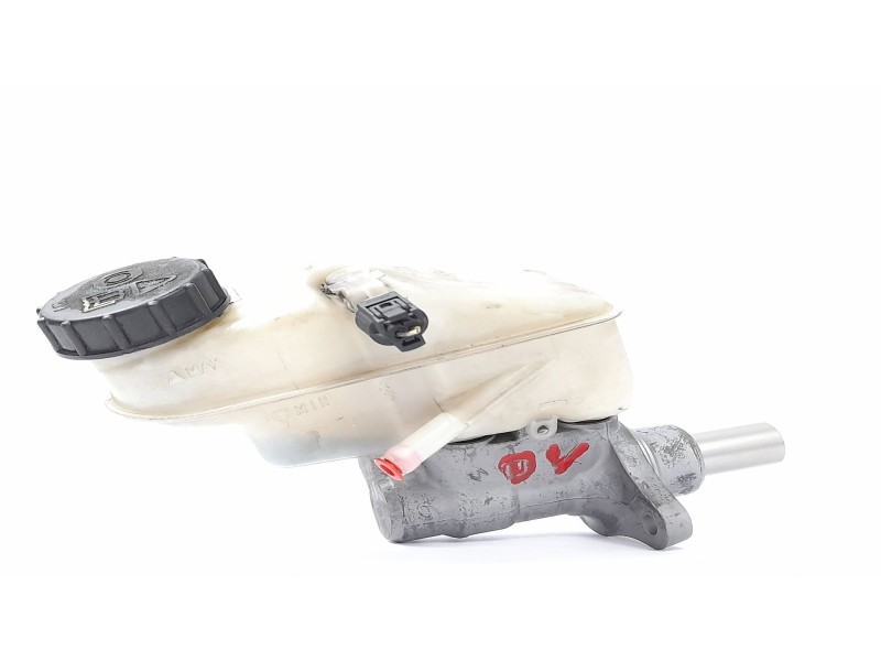 Recambio de bomba freno para toyota yaris (ksp9/scp9/nlp9) básico referencia OEM IAM 03350887541 472200D060 