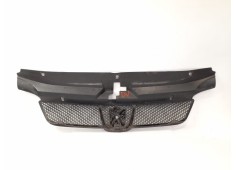 Recambio de rejilla delantera para peugeot 406 berlina (s1/s2) 2.2 hdi referencia OEM IAM 9631250277   2
