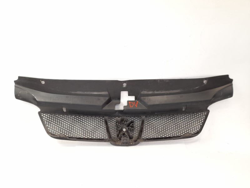 Recambio de rejilla delantera para peugeot 406 berlina (s1/s2) 2.2 hdi referencia OEM IAM 9631250277  
